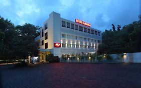 Hotel Samudra Sreekandapuram